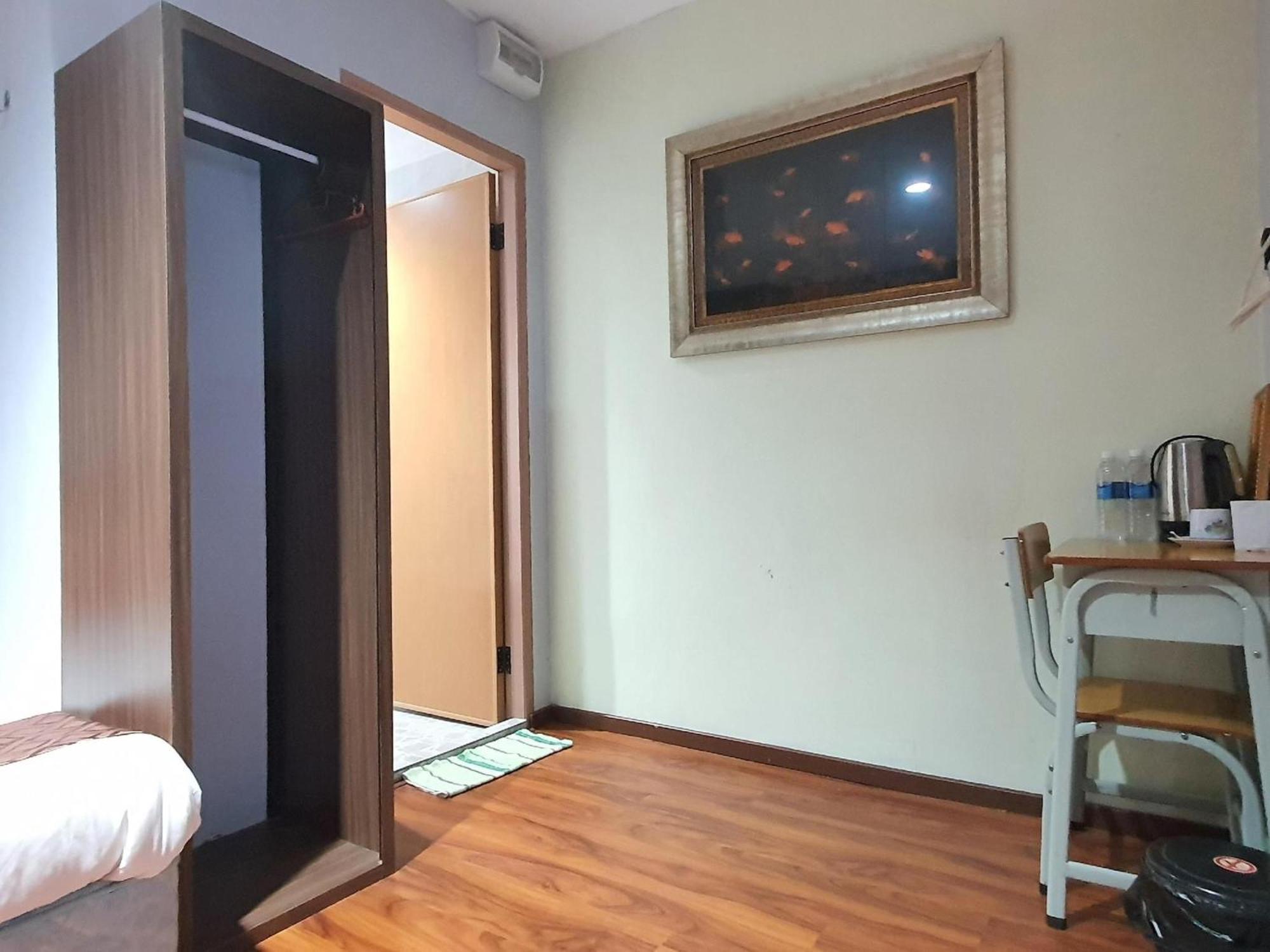 Oyo 90964 Melody 88 Inn Miri Exterior photo