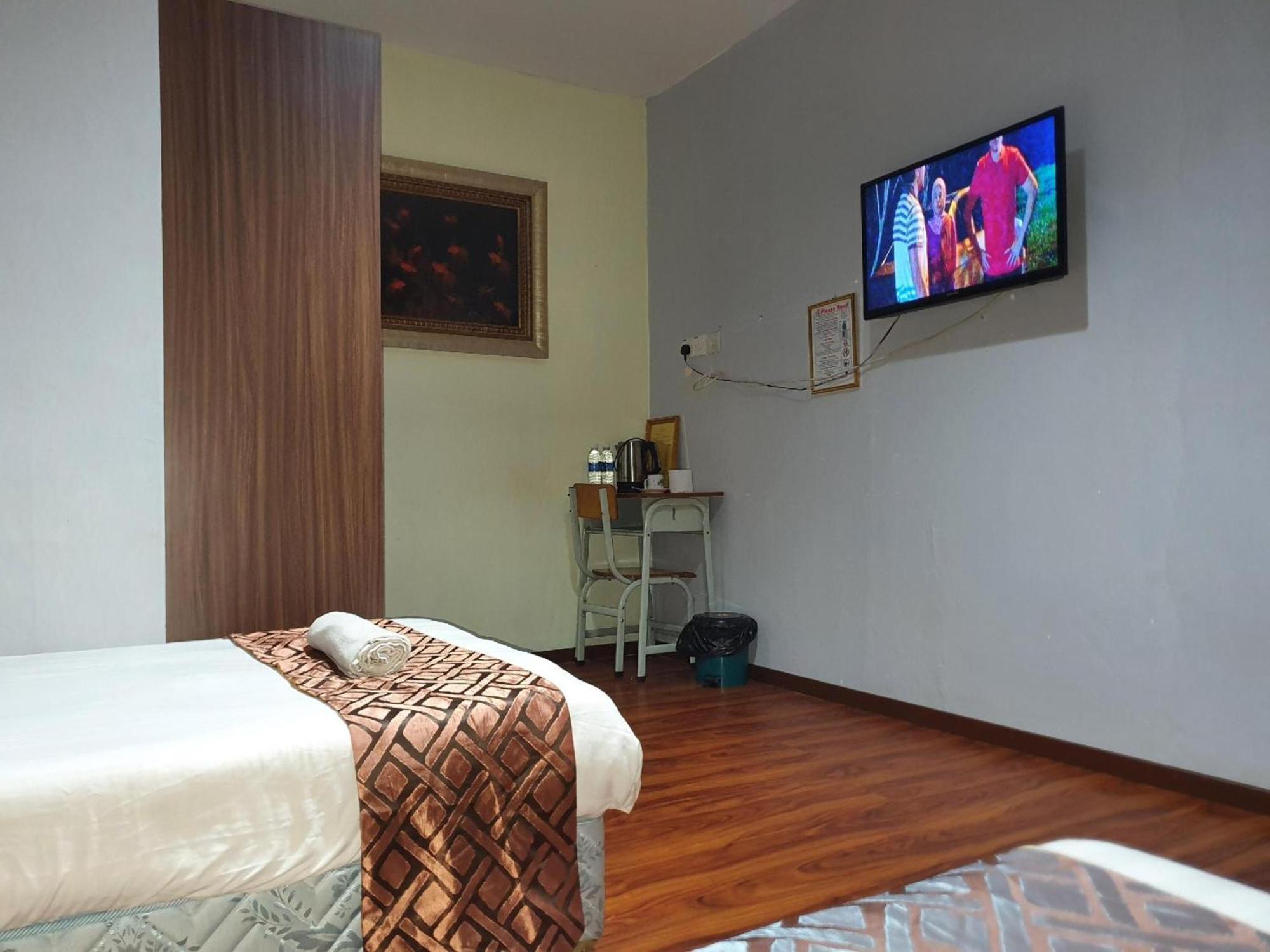 Oyo 90964 Melody 88 Inn Miri Exterior photo